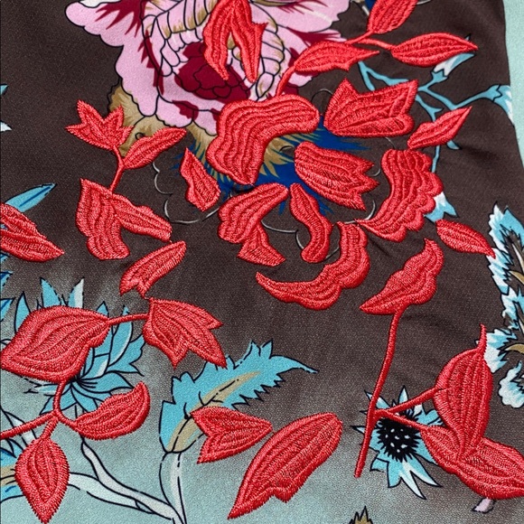 Soft Surroundings Floral Patchwork V-Neck Blouse - Picture 5 of 8